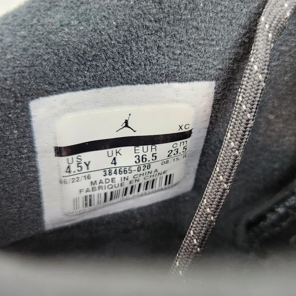 Nike Air Jordan 6 Black Cat Sneakers. - Picture 9 of 9